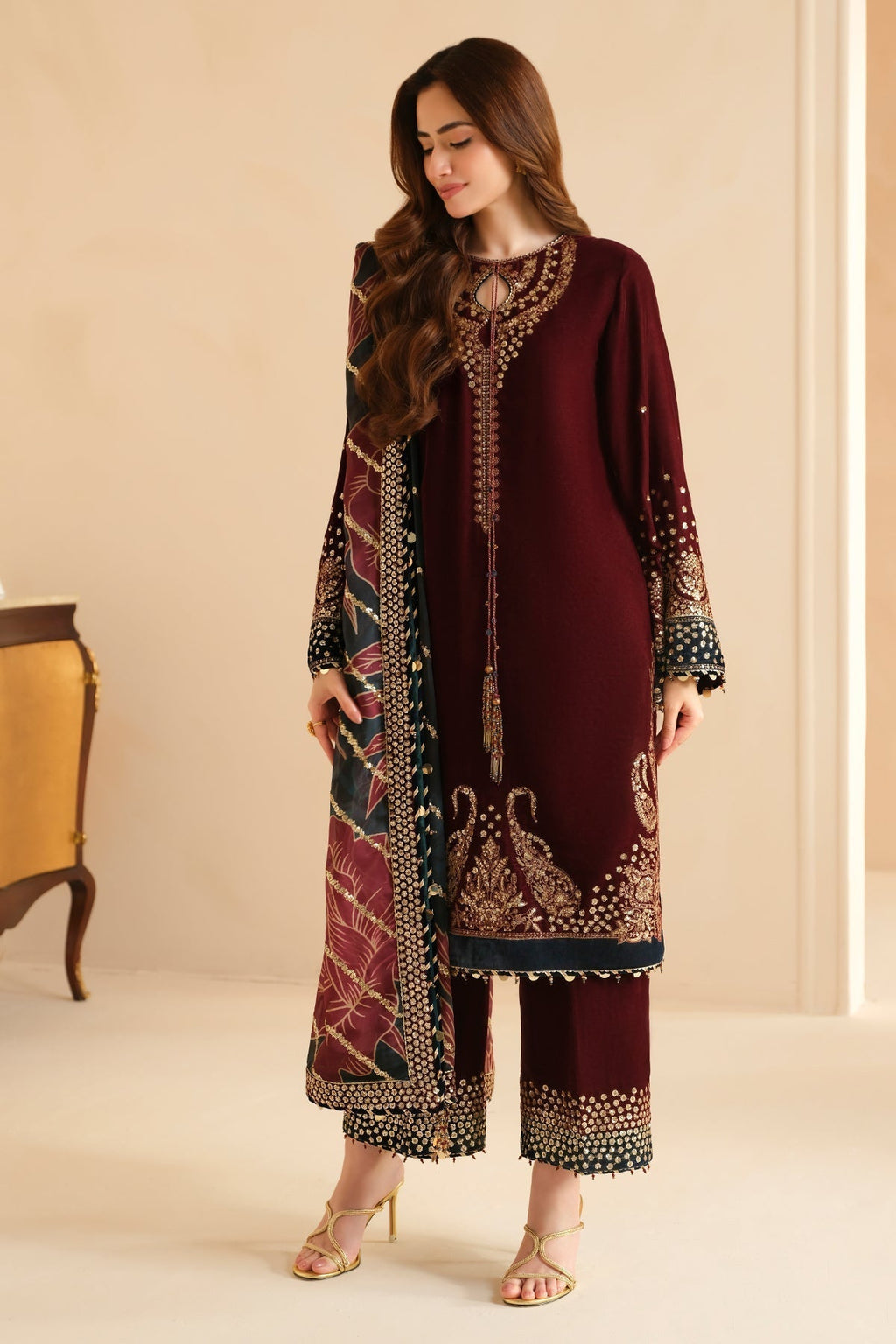 Jazmin-Embroidered Lawn Unstitched 3pc