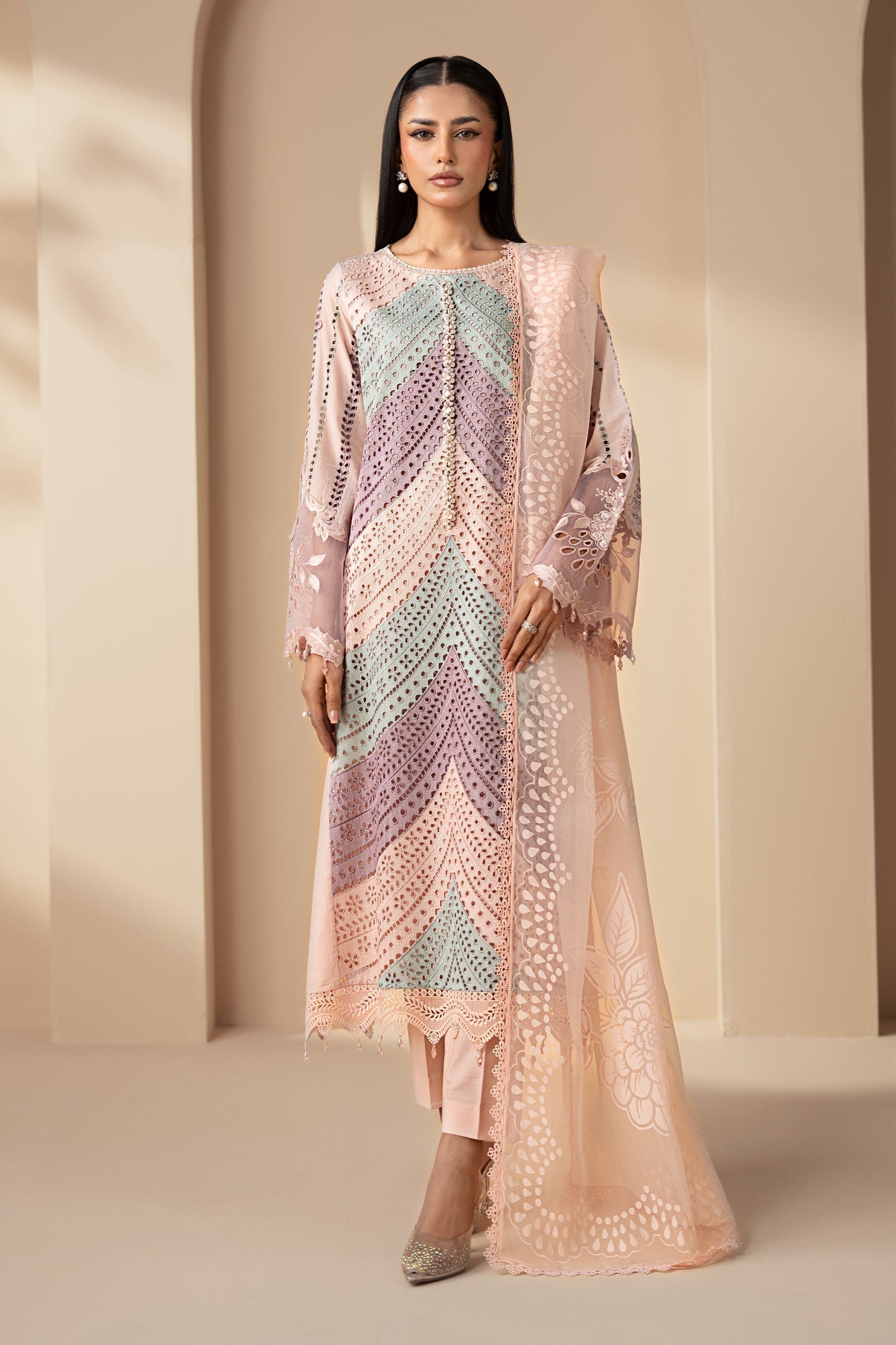 Maria.B Luxury Lawn Unstitched Embroidered 3Pc Suit