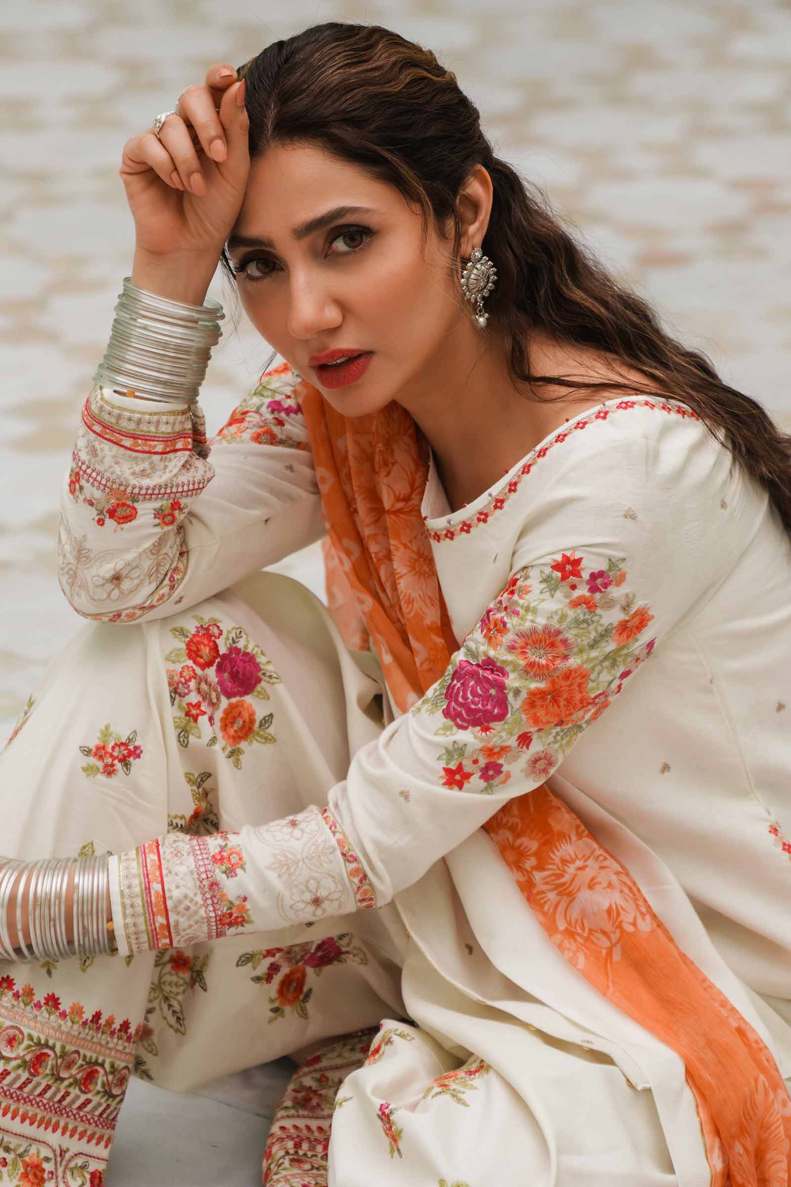 Zara Shahjahan-Embroidered Unstitched Lawn 3 PC with Embroidered Trouser