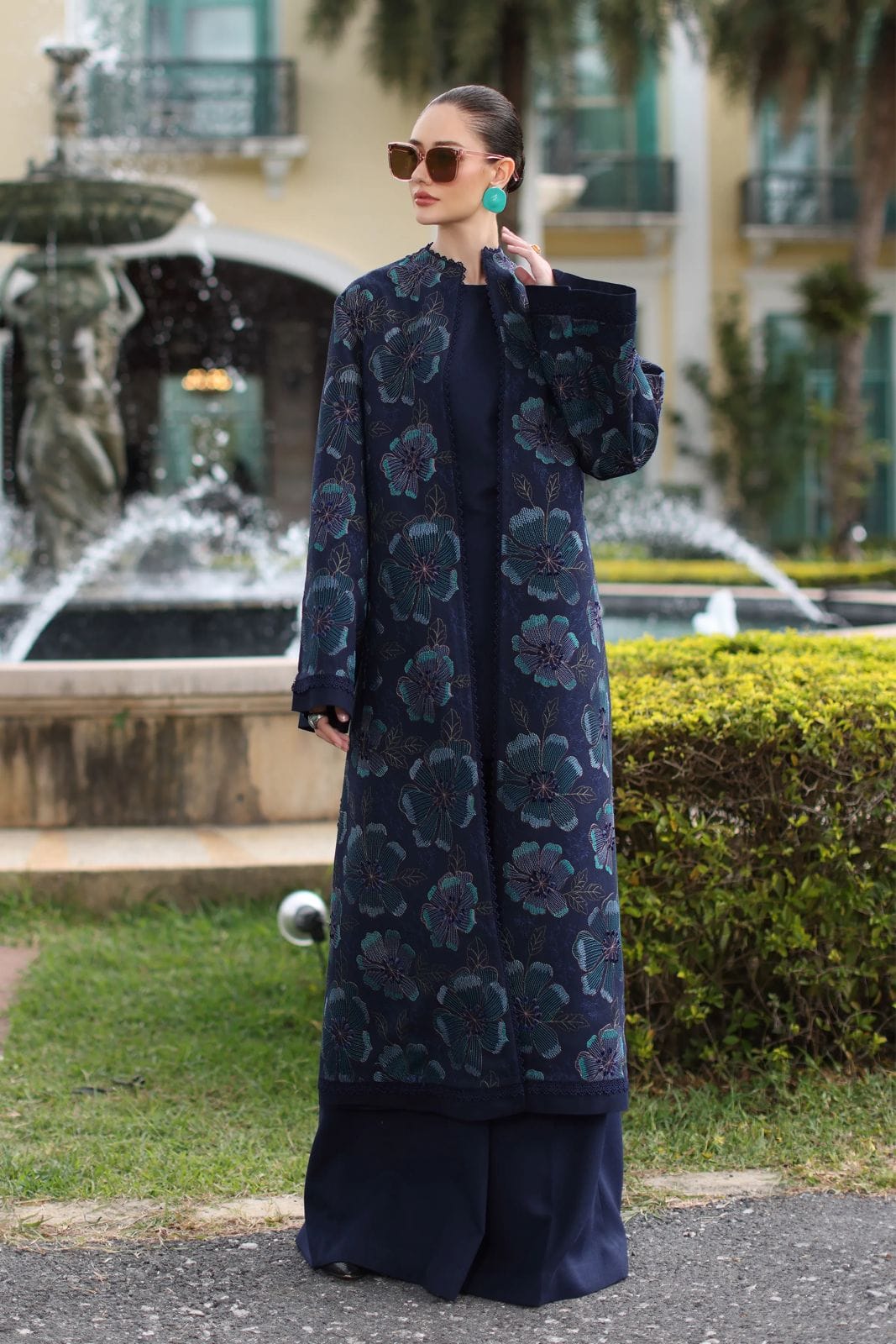 Bareeze-Lawn 3 Pcs All Over Embroidered Unstitched Suit With Embroidered Chiffon Dupatta