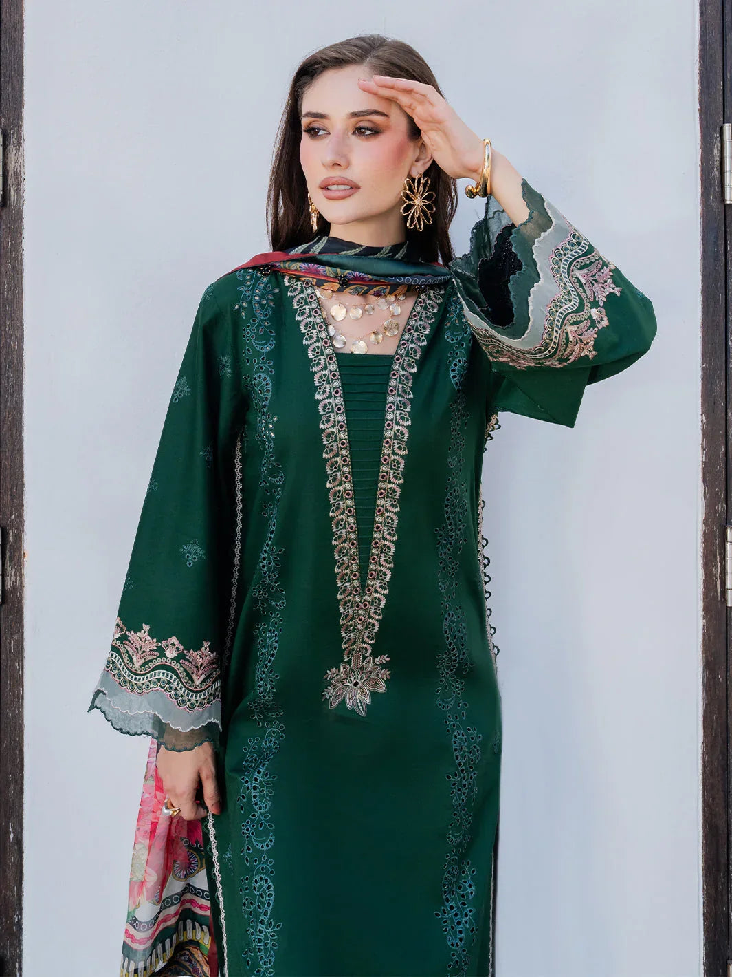 Dareen by IZEL Embroidered Luxury Lawn Unstitched 3Pc Suit - Gulrukh