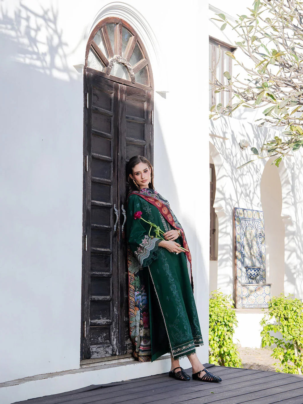 Dareen by IZEL Embroidered Luxury Lawn Unstitched 3Pc Suit - Gulrukh